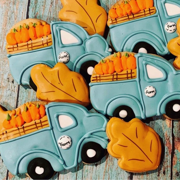 Fall Sugar Cookies 12 sugar cookies Truck with pumpkins. Individually bagged - Picture 1 of 1